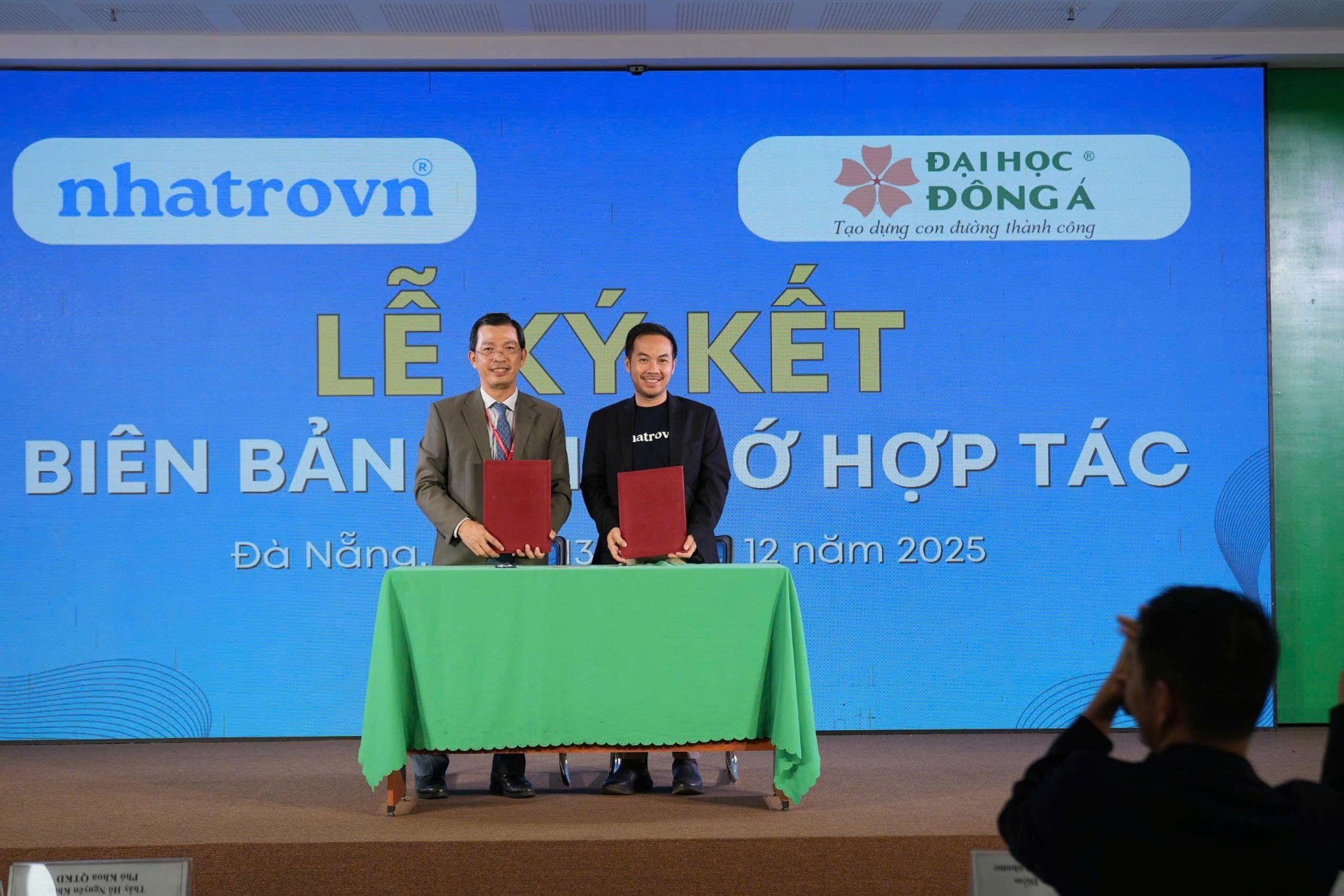 Ký kết hợp tác chiến lược