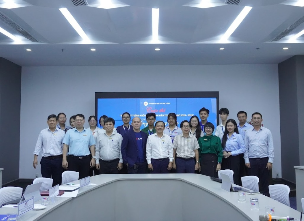 Tuyển dụng Triển khai Dịch vụ Khách hàng tại VHU