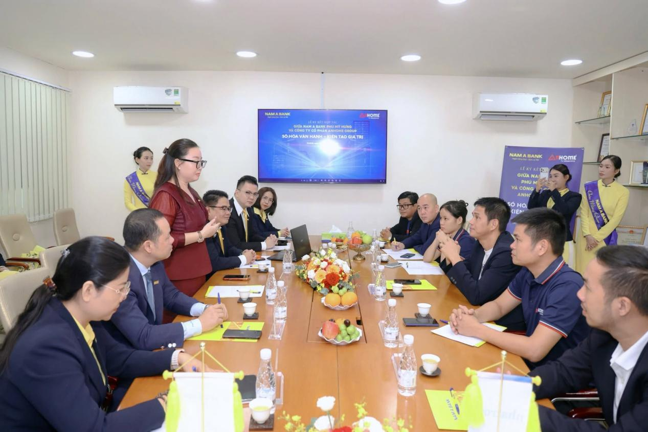 Buổi gặp gỡ hợp tác diễn ra trong không khí cởi mở và tích cực.