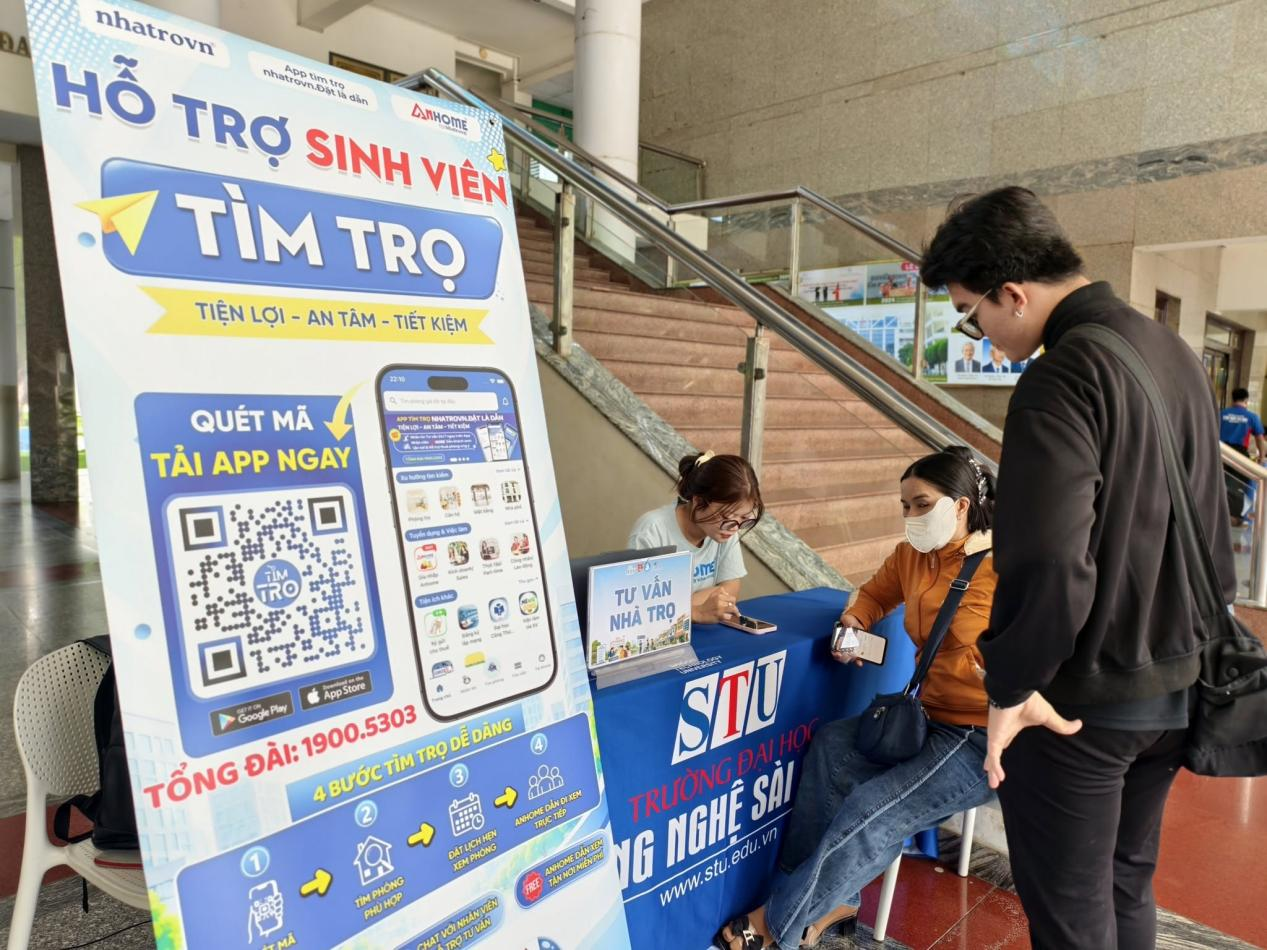 Đồng hành cùng sinh viên trong hành trình bắt đầu đại học.