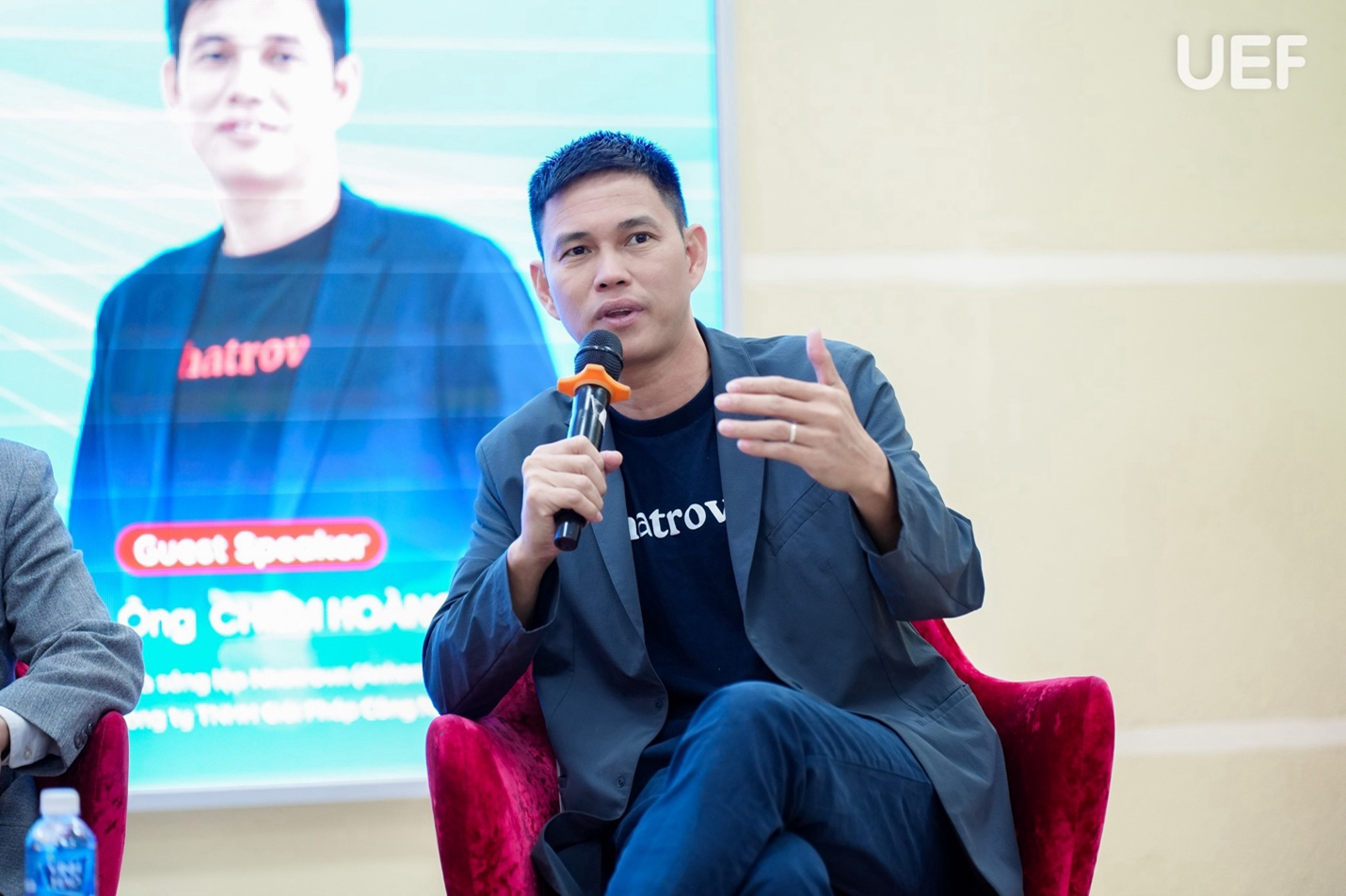 Founder chia sẻ về AI