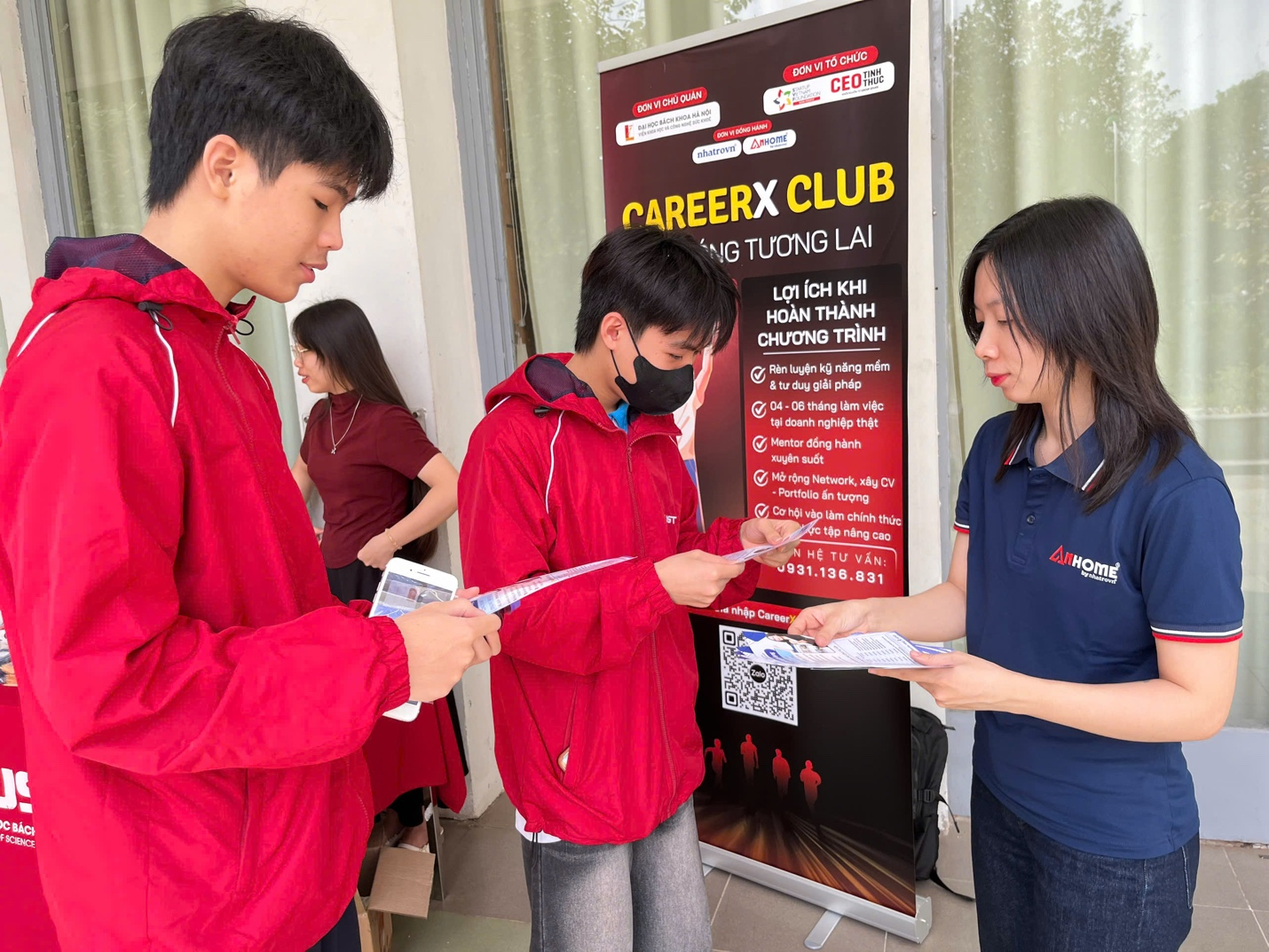 Giới thiệu việc làm