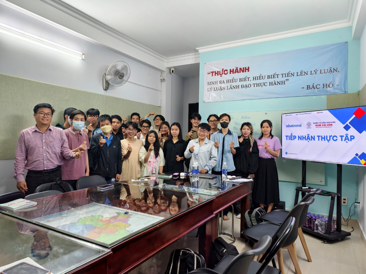 Chào đón thực tập sinh