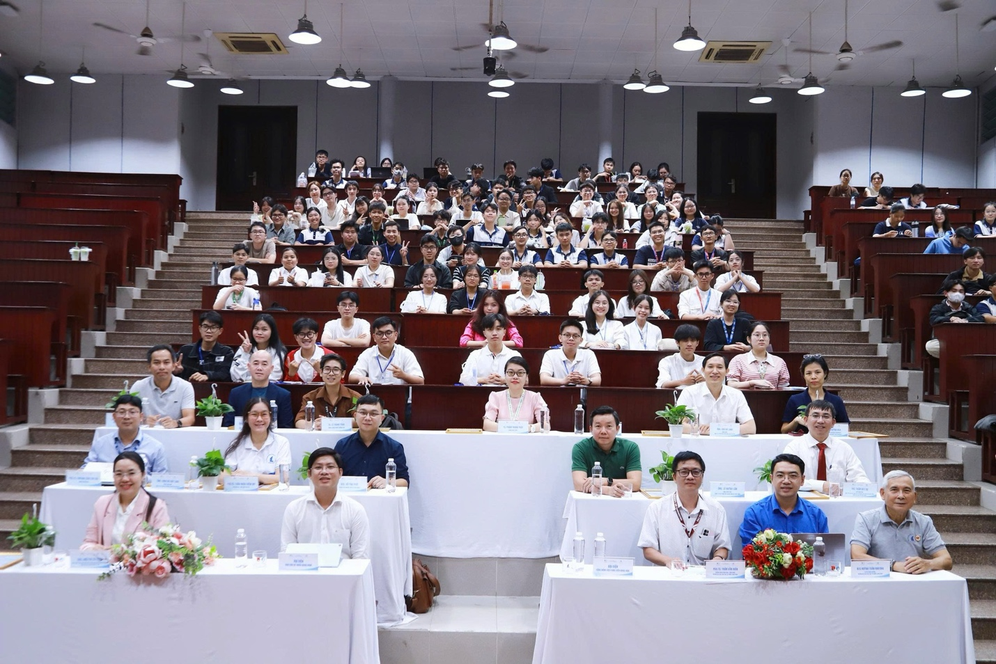 Nhatrovn – Anhome đồng hành cùng cuộc thi sáng tạo – khởi nghiệp HCMUS I&E 2025 tại trường Đại học Khoa học Tự nhiên, ĐHQG-HCM