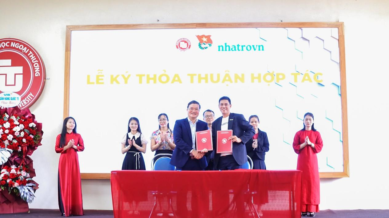 Nhatrovn – Anhome và Trường Đại học Ngoại thương – Cơ sở Quảng Ninh ký kết hợp tác